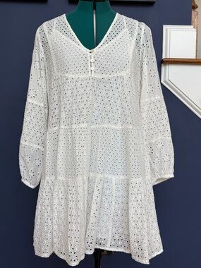 Lucky Brand White Eyelet Tunic Top